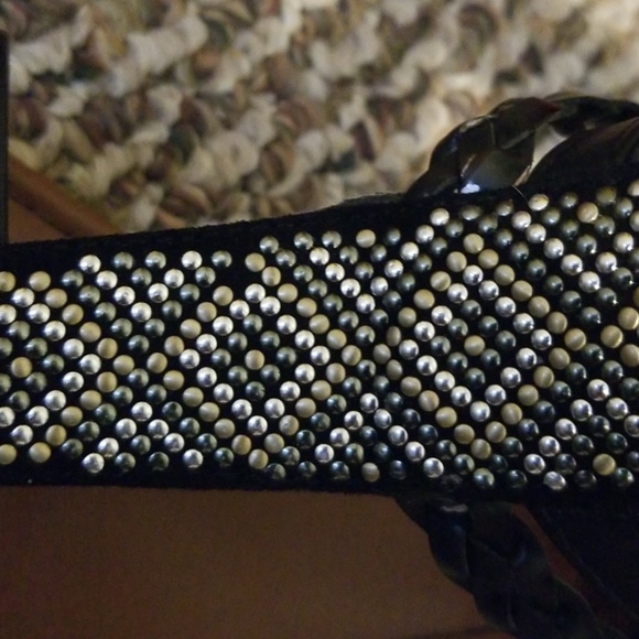 Sandals - Picture 4 of 4